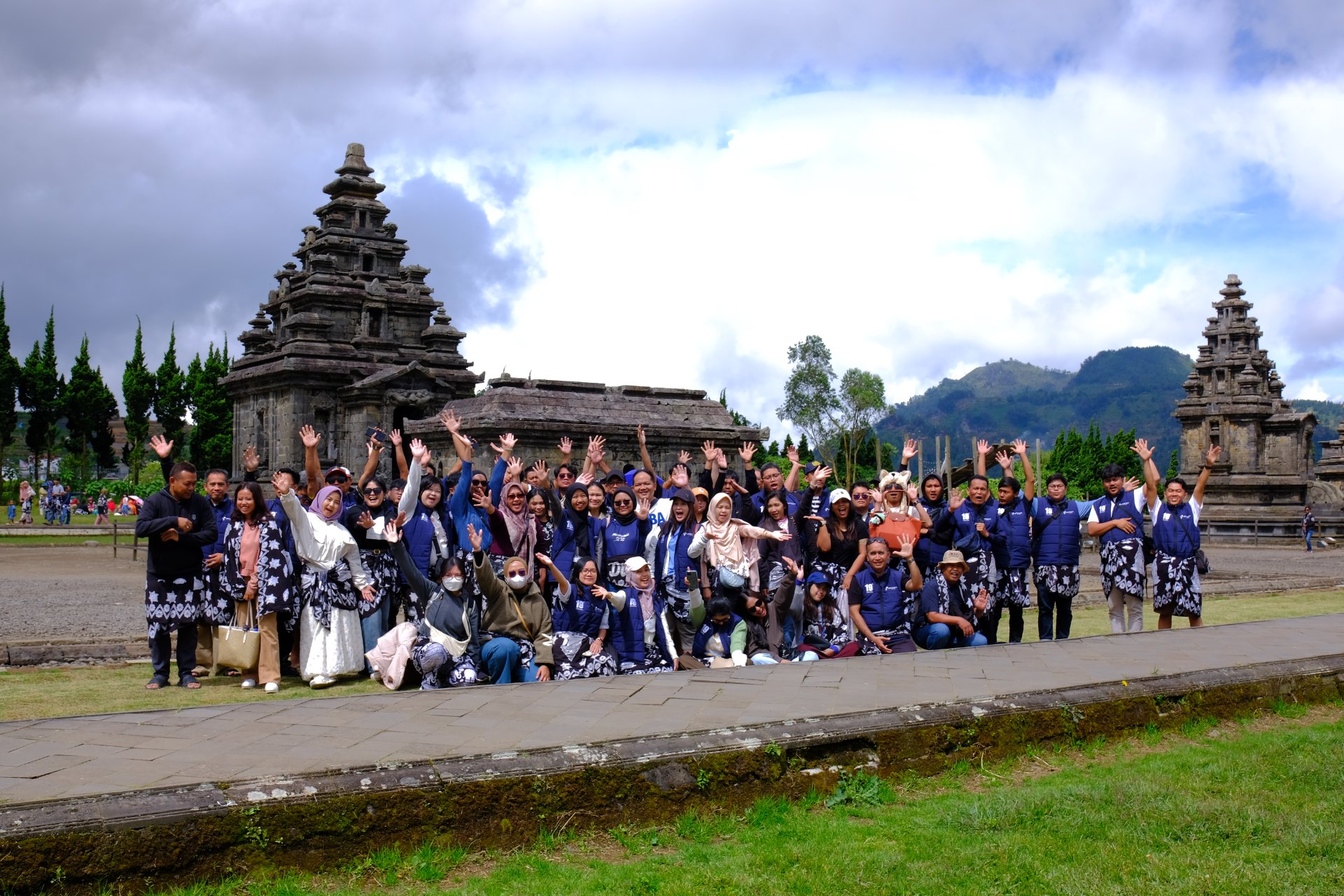 Paket Tour Dieng 3 Hari 2 Malam (Ultimate Cultural Odyssey)